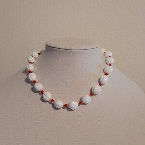 Vintage Red and White Bead Necklace – Retro Chunky Costume Jewelry